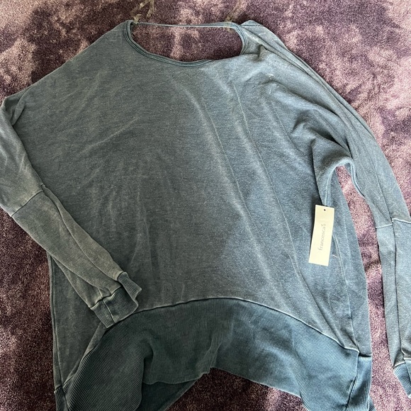 Long sleeve sweater tee - Picture 4 of 4